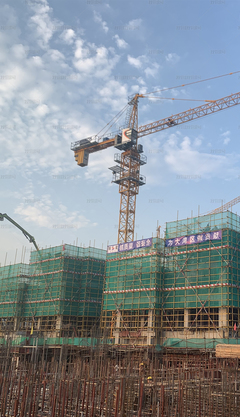 藍天塔吊